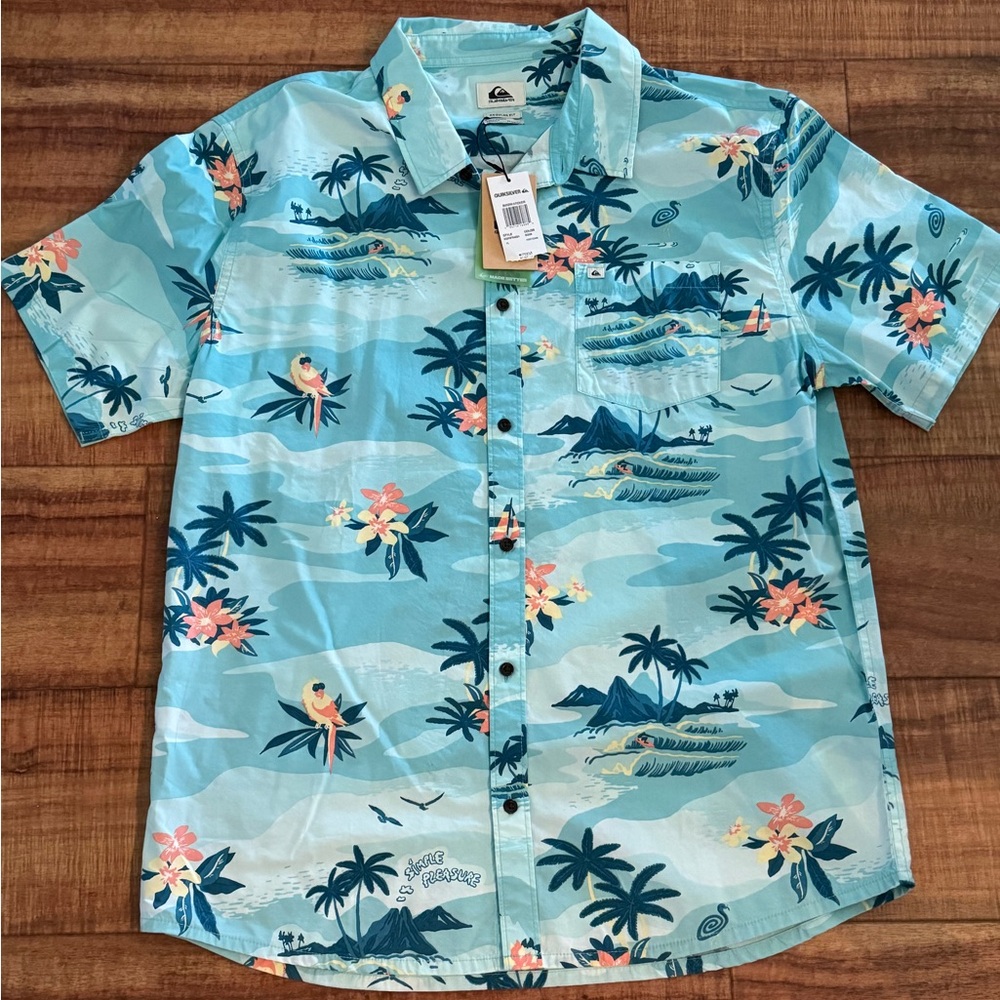 Quiksilver blue beach print button down shirt NWT